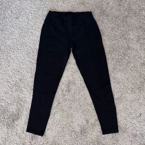 Mudd black 24/7 legging. Small. Real pockets on the back.